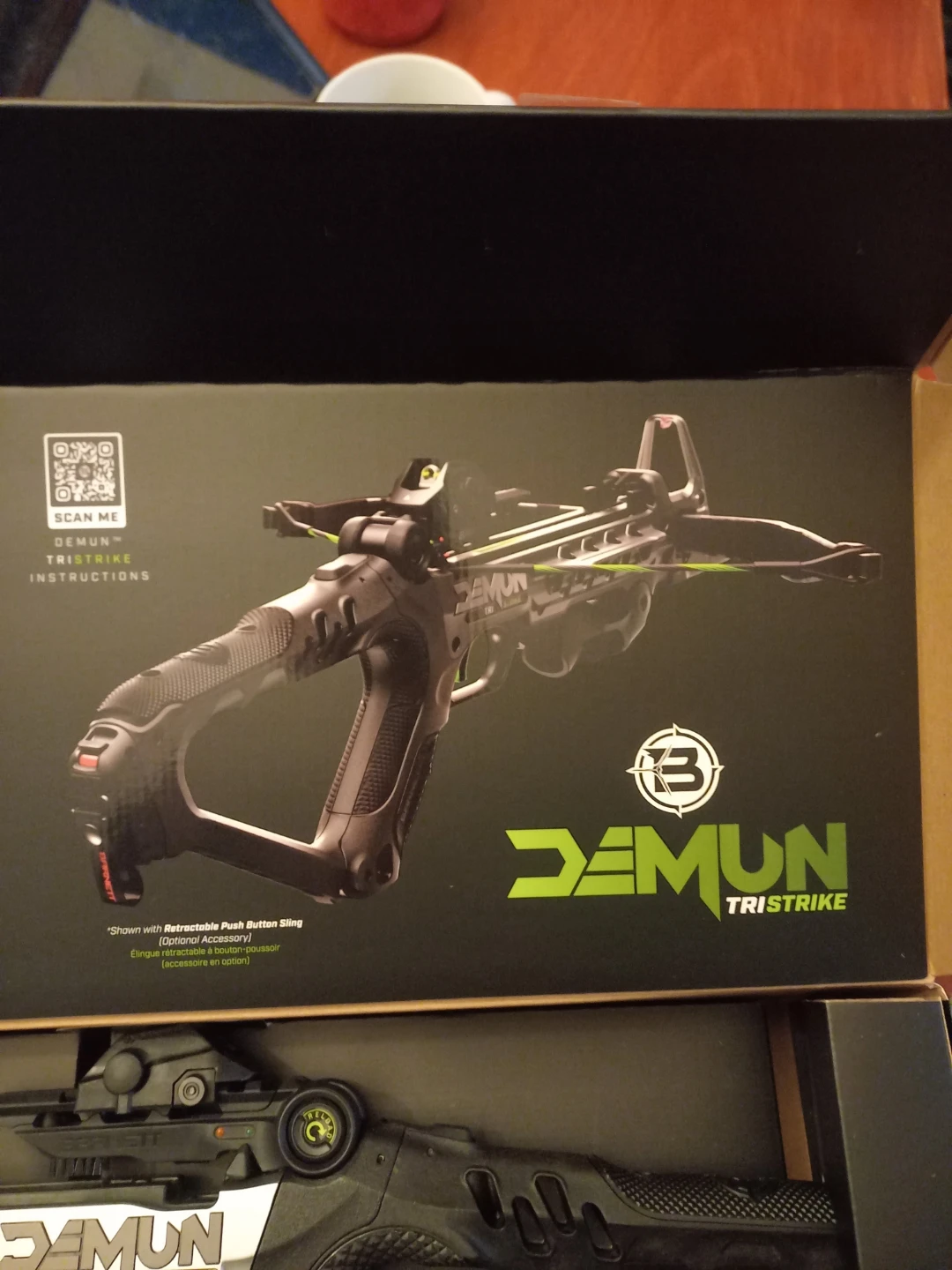 DEMUN TriStrike Crossbow