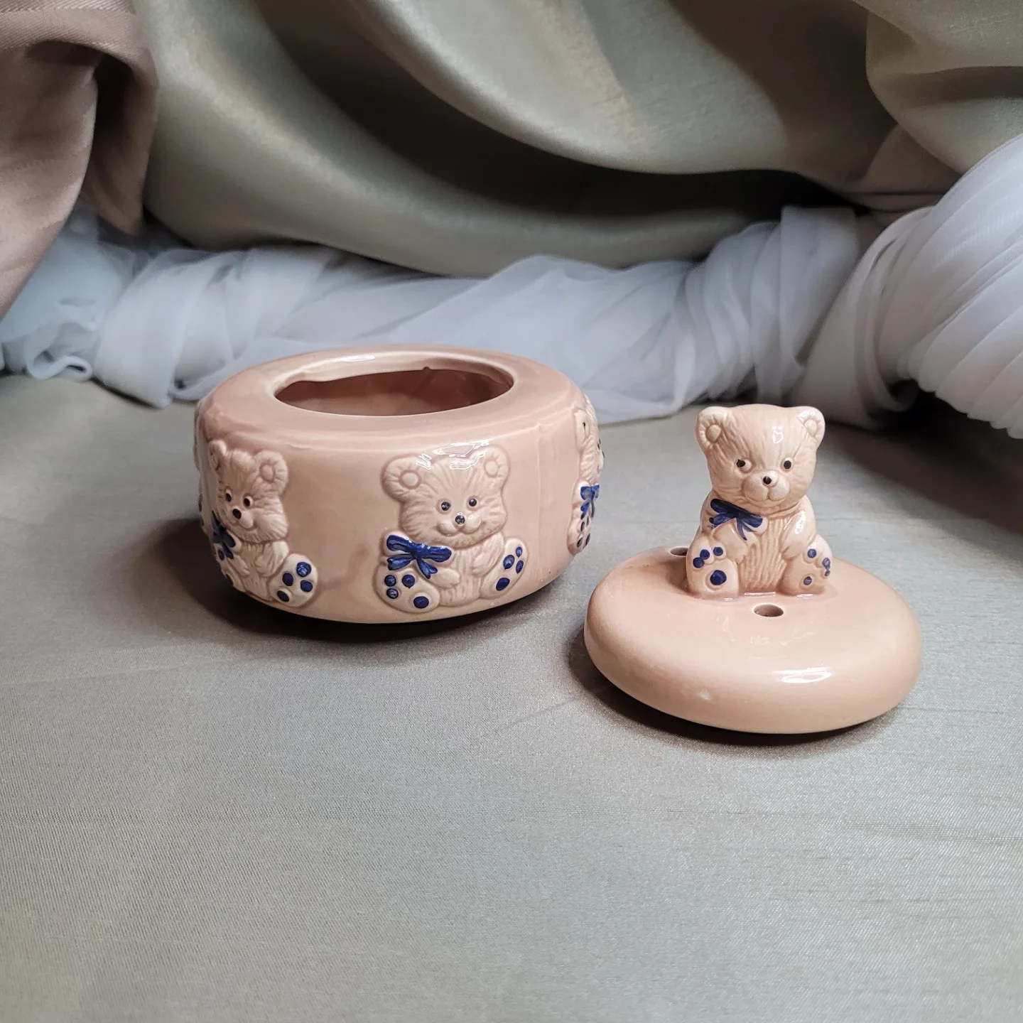 Vintage Ceramic Hand Painted Bear Trinket Box- Jewelry -Incense- image indicator(3)