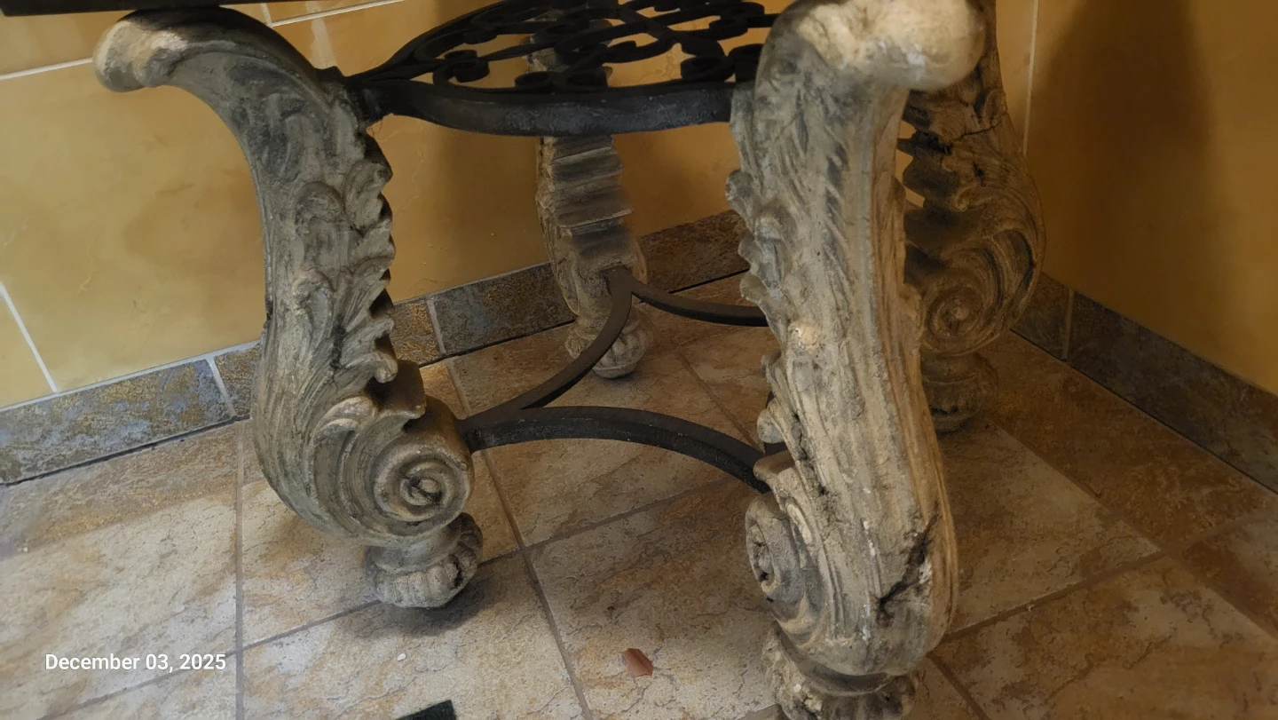 Ornate Accent Table - Cast Stone & Wrought Iron - photo 4