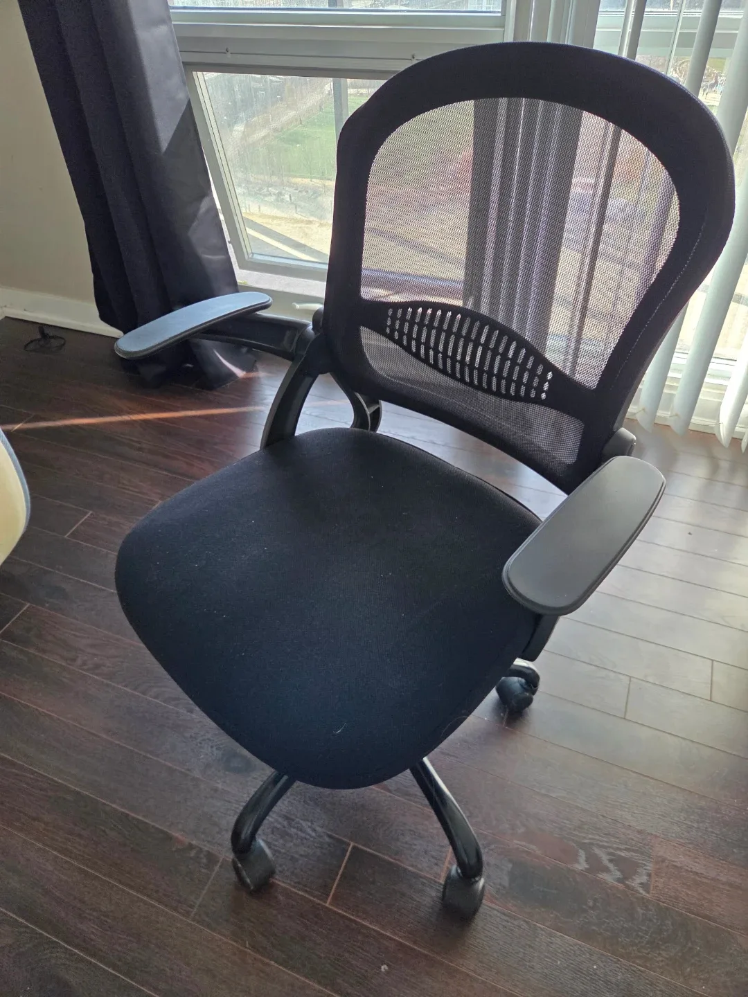 Black Office Chair - Adjustable Height