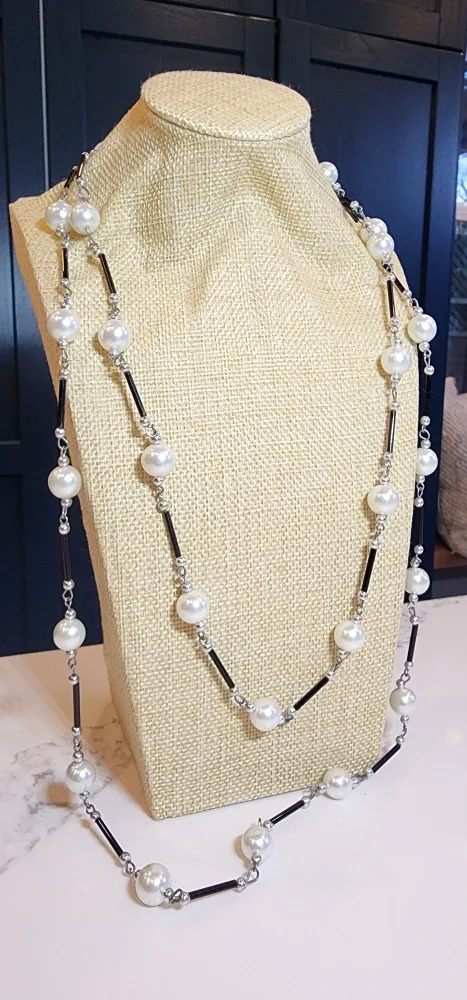 Vintage 56" Long Beaded Necklace – Pearl & Black Tube Beads image indicator(4)