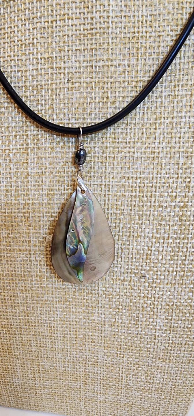 Shell Pendant Necklace - photo 2