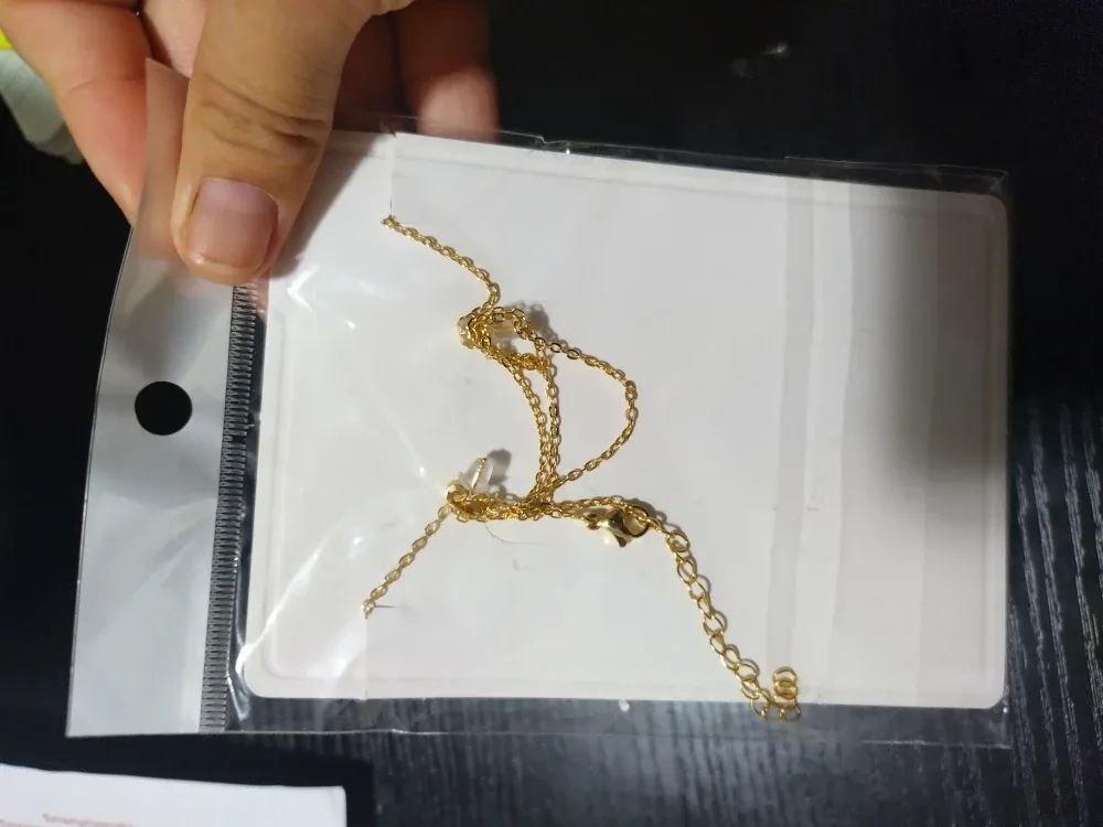 Earing and necklace set image indicator(3)