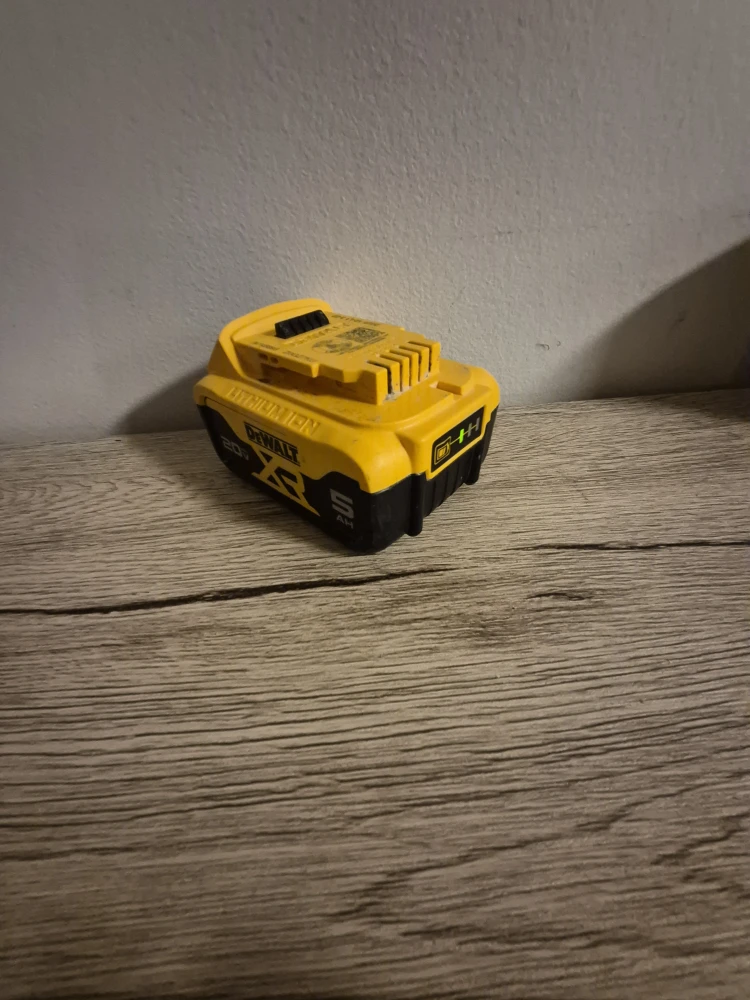 DeWalt 20V 5Ah Battery