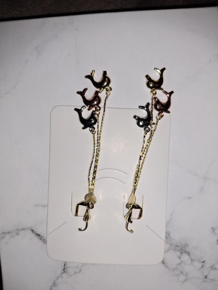 Dangling Earrings with Whale and Umbrella Design