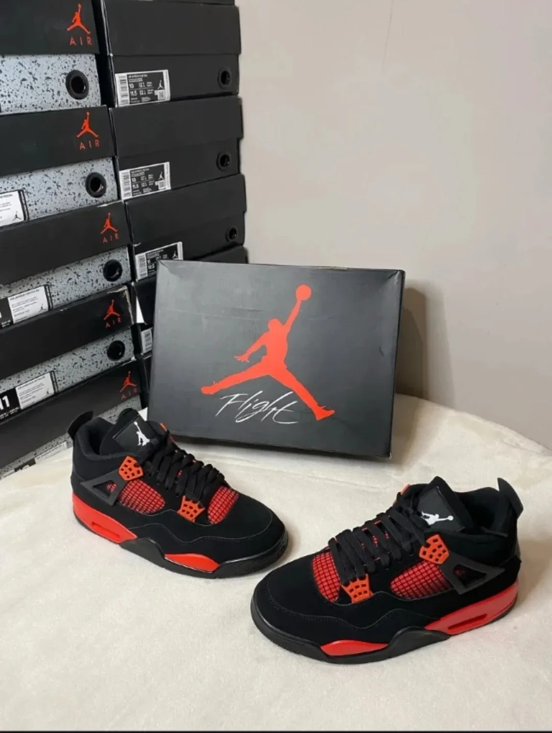 Jordan 4 Retro Sneakers image indicator(8)
