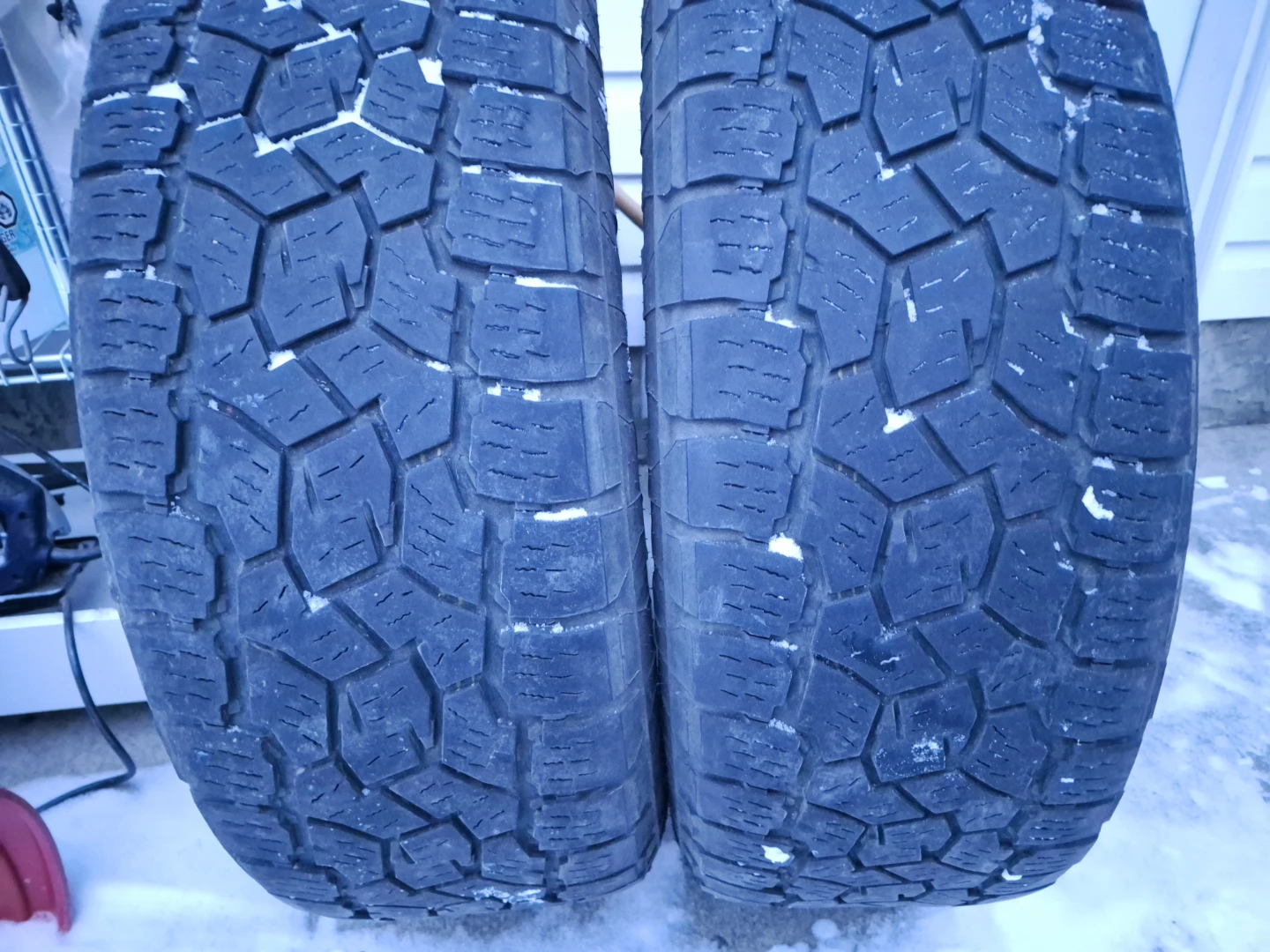275/65r18 two Used Tires - Great Condition - photo 4