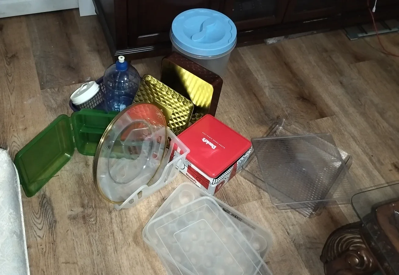 Mixed Kitchen Storage Containers image indicator(4)