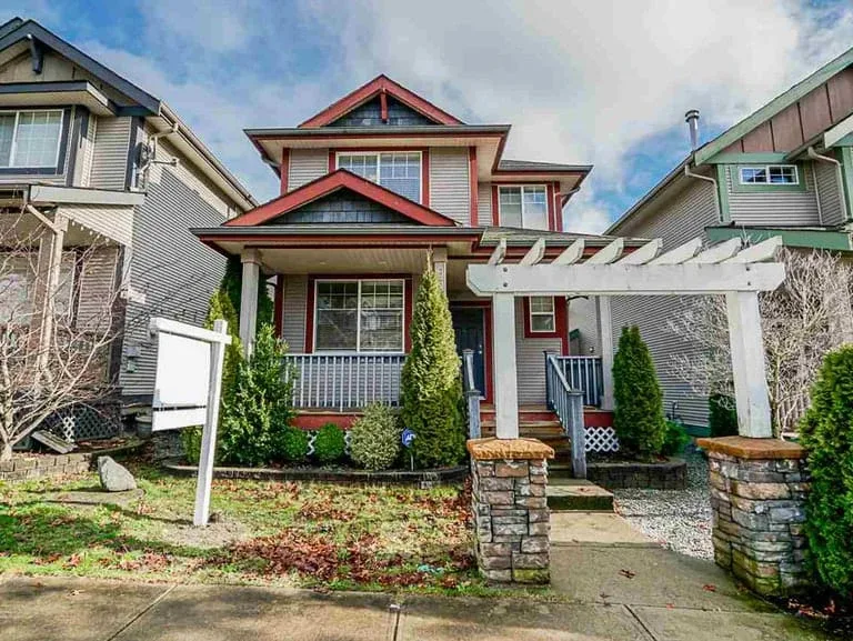 1 BEDROOM 1 bathroom