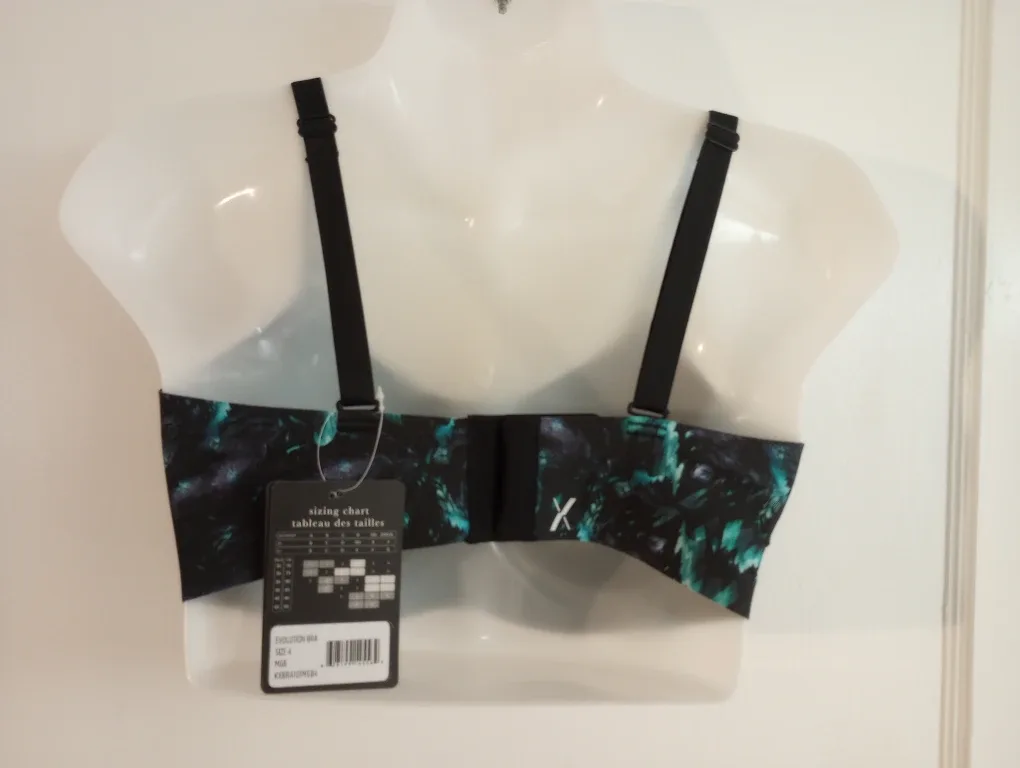 #Cleanout NWT Knix Evolution Bra Size 4 image indicator(3)