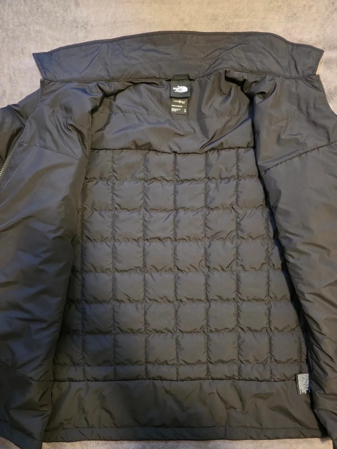 The North Face Men’s ThermoBall (XL) image indicator(8)