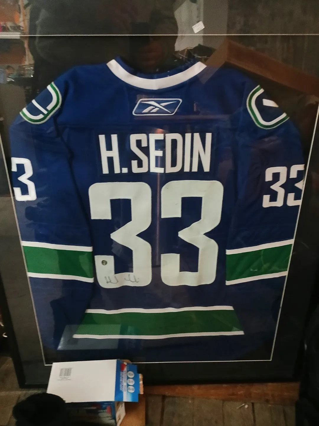 Henrik sedin signed game jersey