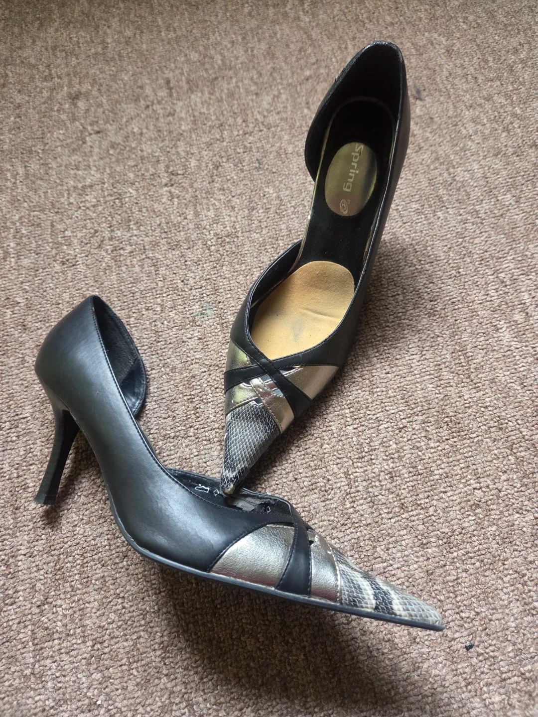 #Cleanout Call It Spring Black & Silver Heels