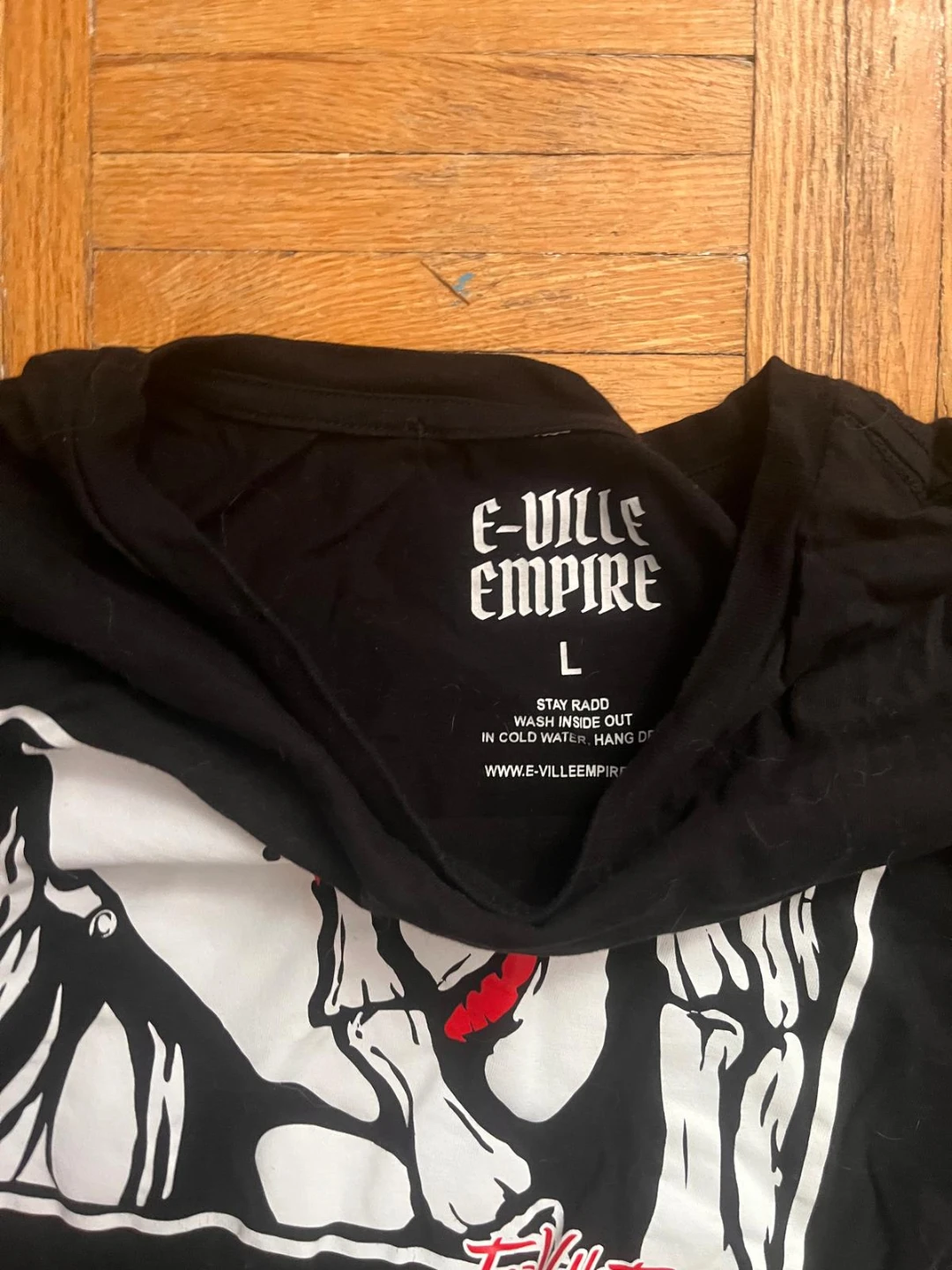 E-Ville Empire Black Graphic Tee - Size L - photo 2