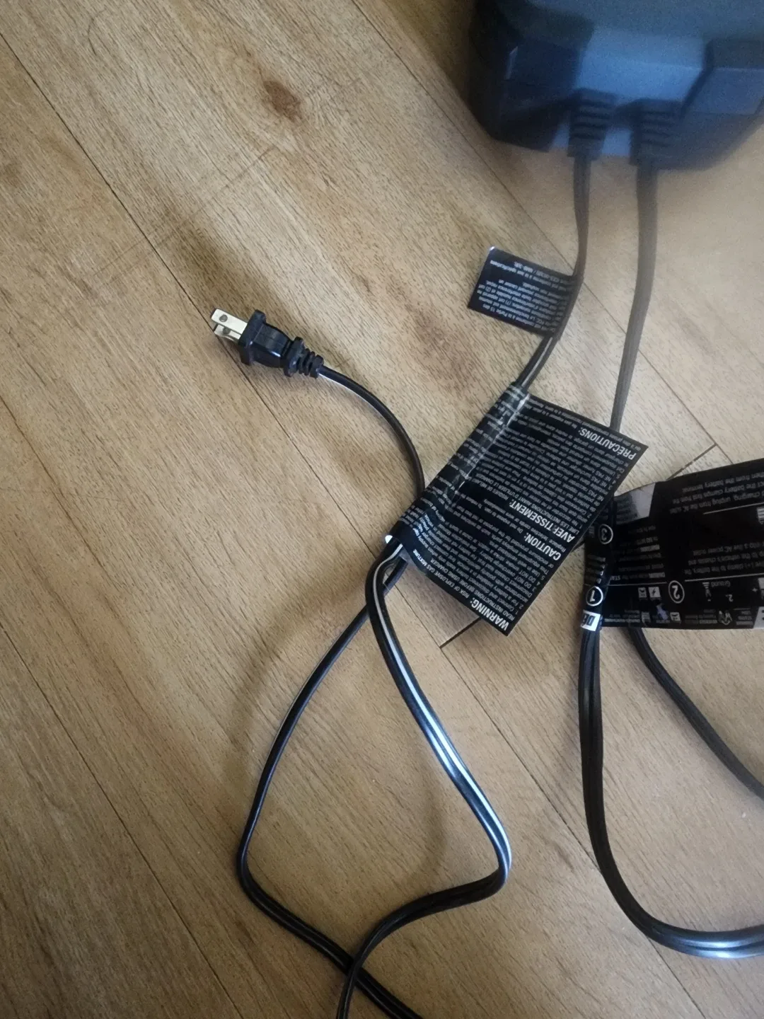 Schumacher Built-in Charging 8 Amp Charger image indicator(3)