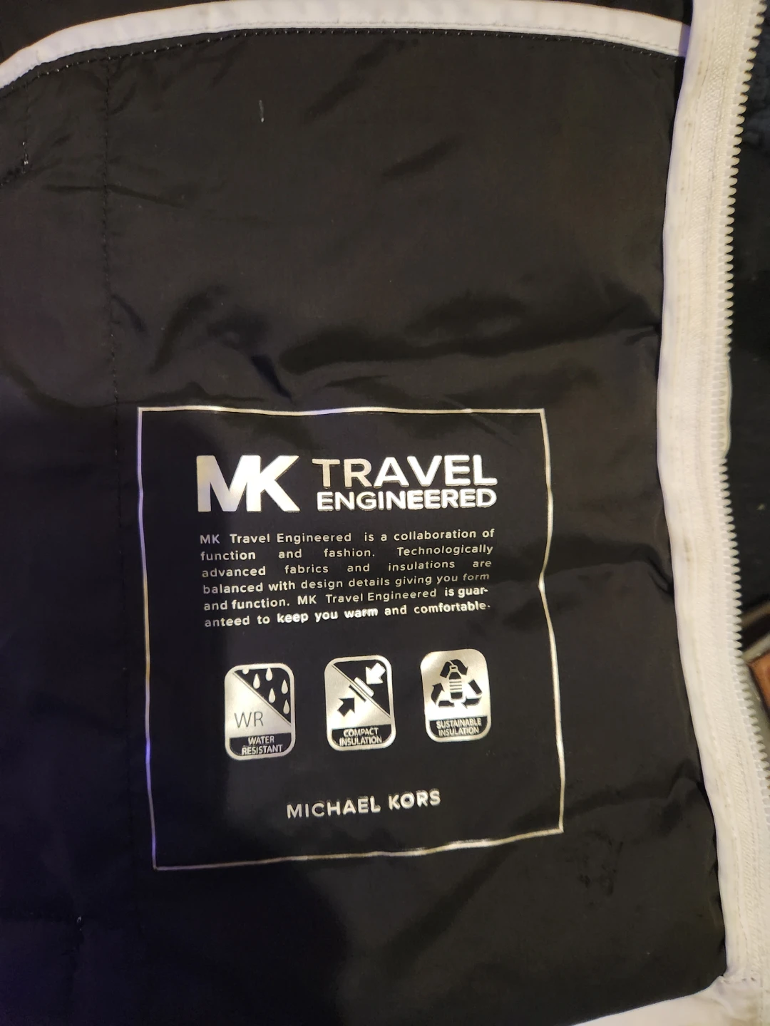 Michael Kors Travel Engineered Puffer Jacket - M