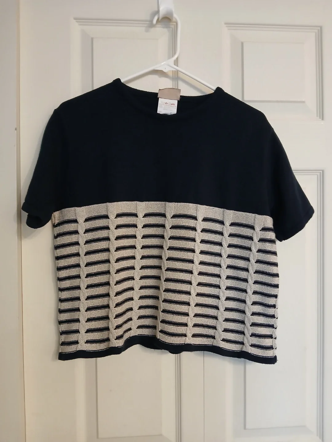 Gaby vintage knit navy blue and cream shortsleeve, L