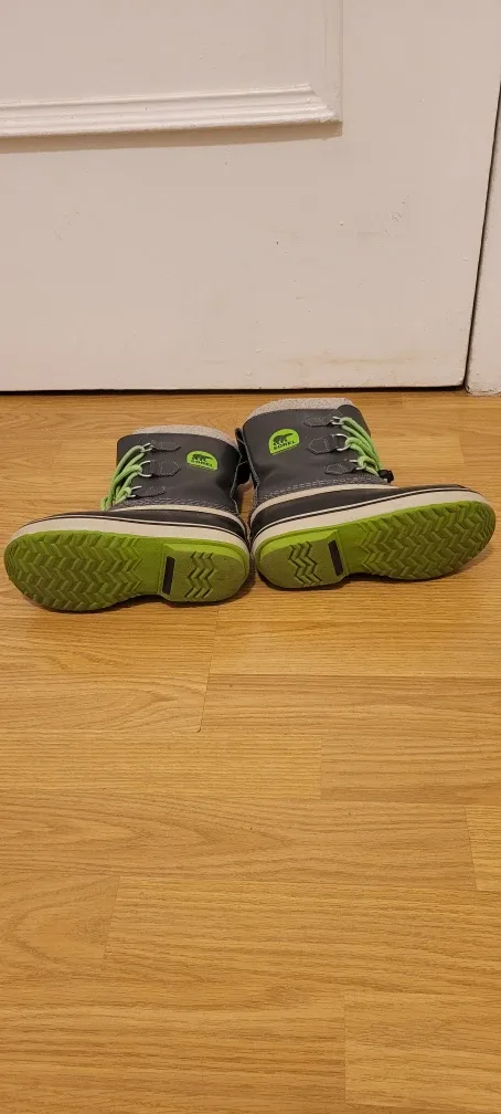 Sorel Kids' Snow Commander Boots - Size 1 image indicator(4)