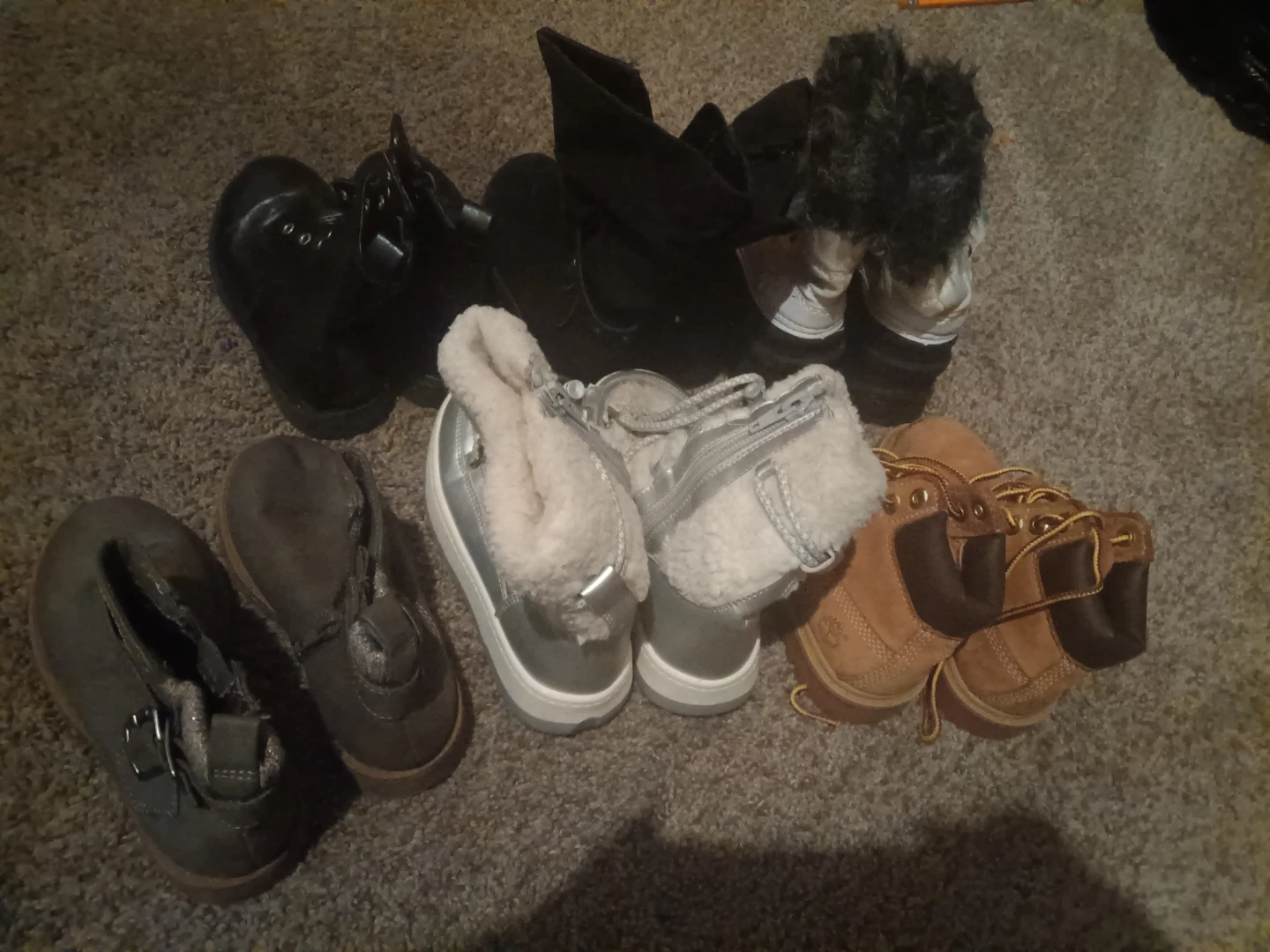 Mixed Lot of Kids' Shoes & Boots - Various Sizes - photo 2