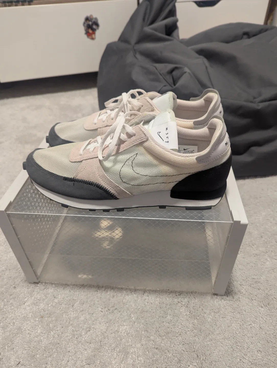 Nike daybreak men's size 11 image indicator(2)