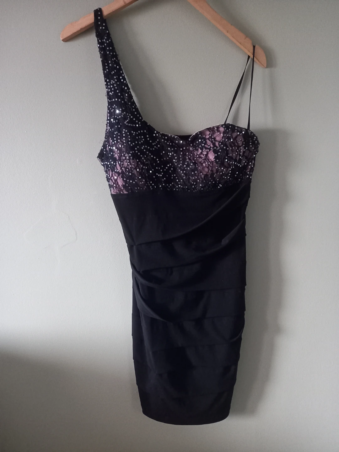 Black One-Shoulder Dress
