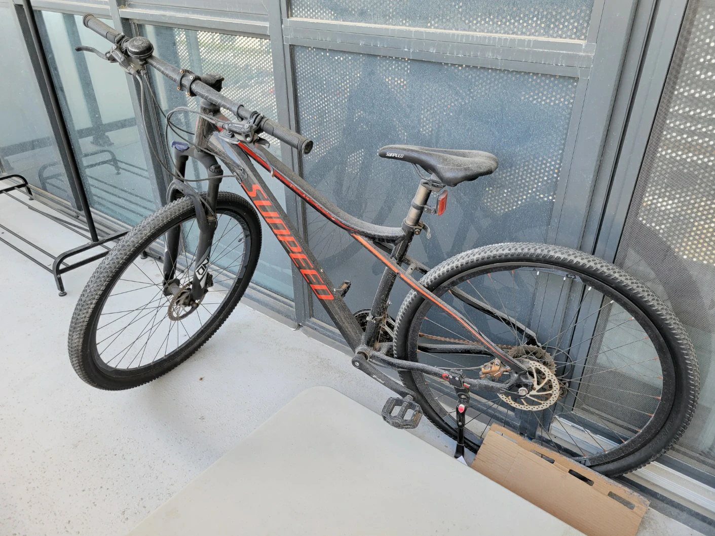 Sunpeed One Cross Country Bike + 2 Bike Pumps