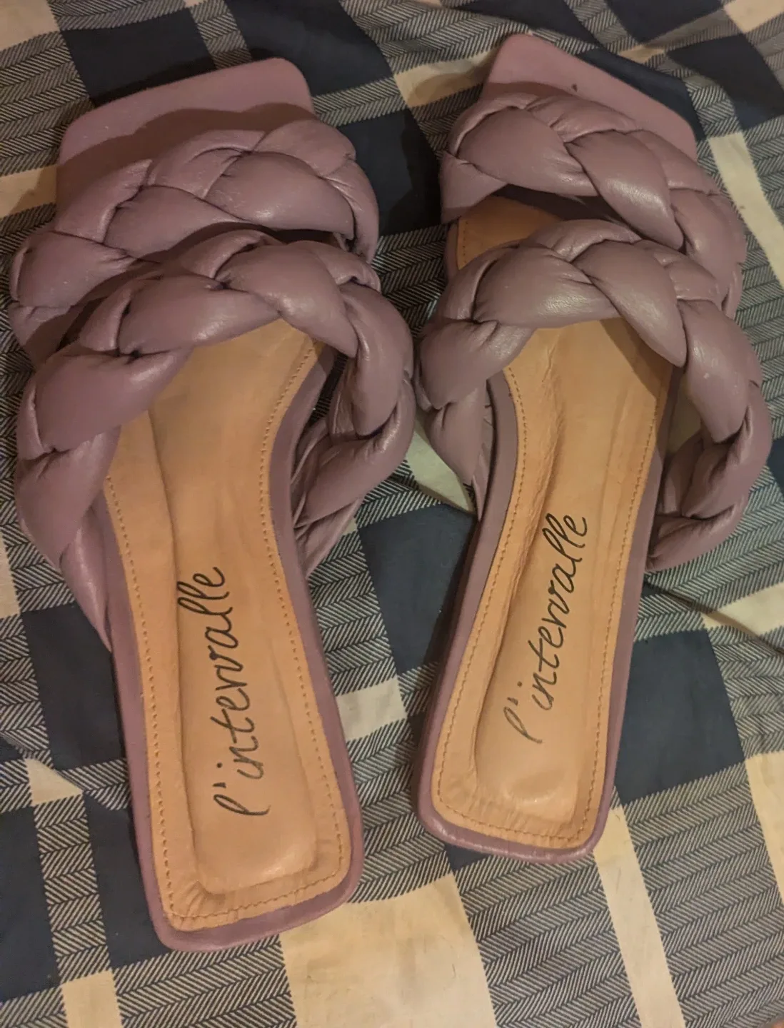 L'intervalle Braided Sandals, Size 39