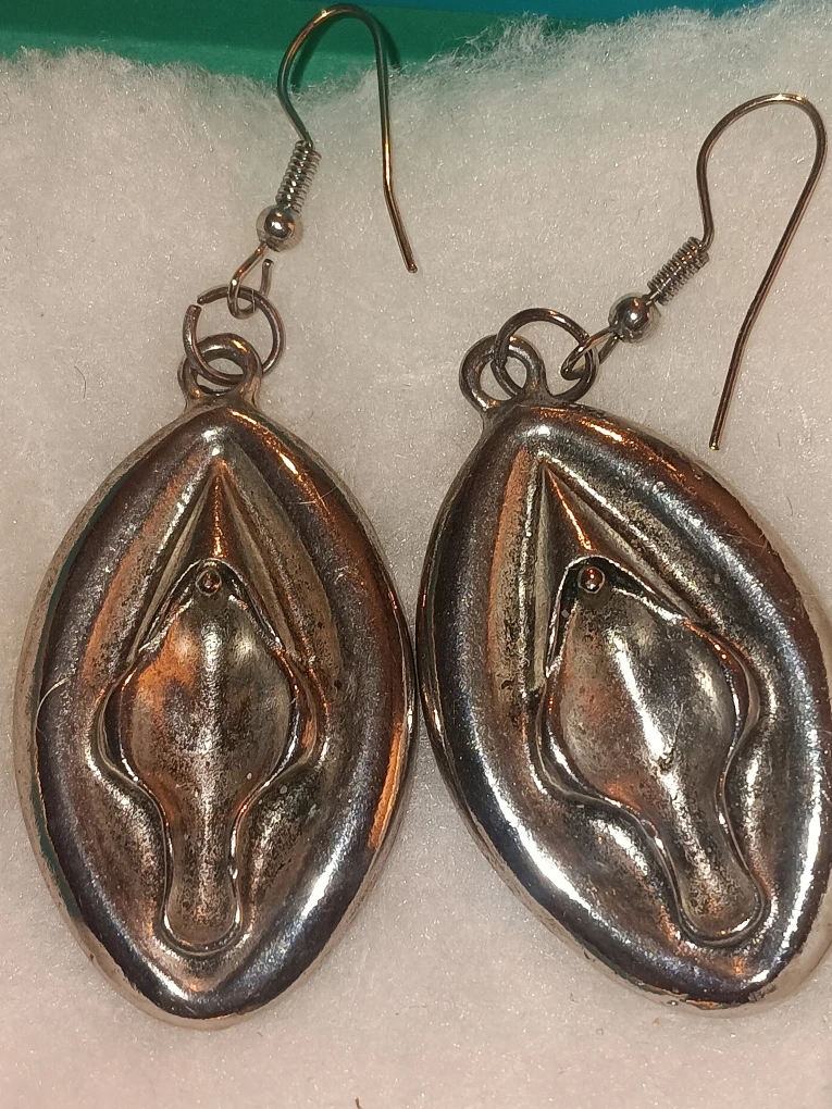 Exotic earrings