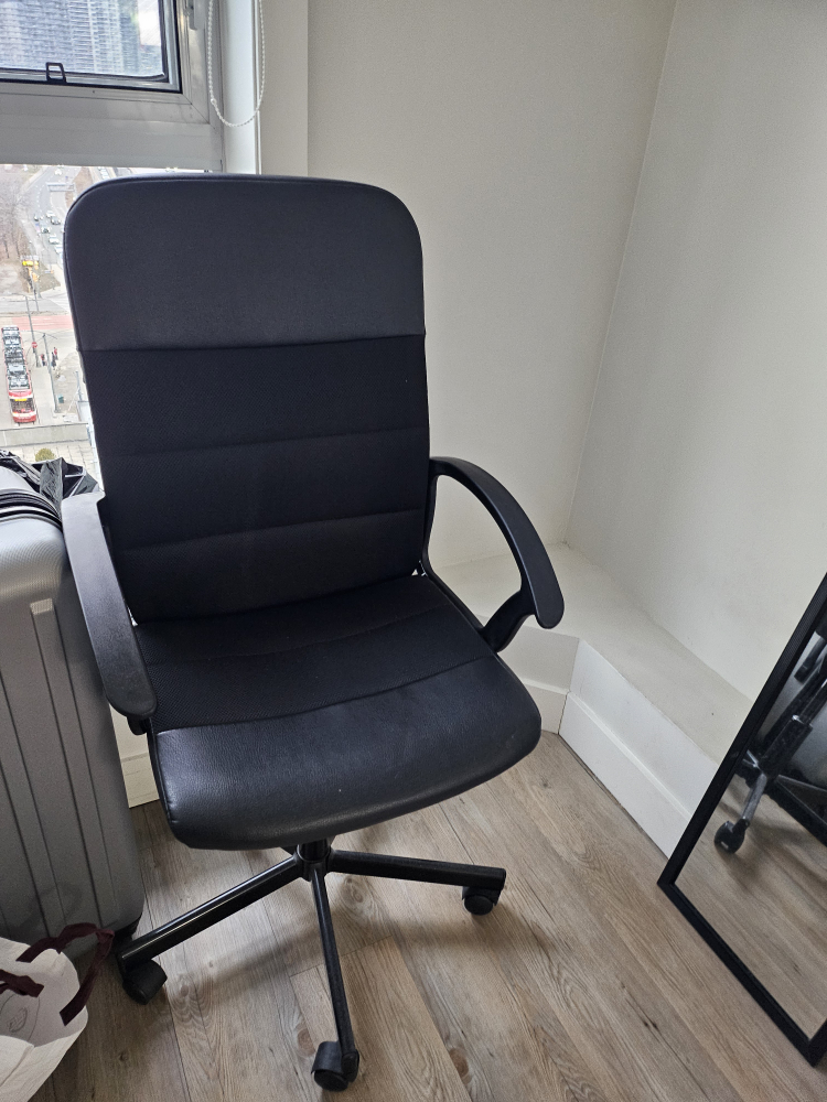IKEA Markus Office Chair - Black - photo 3