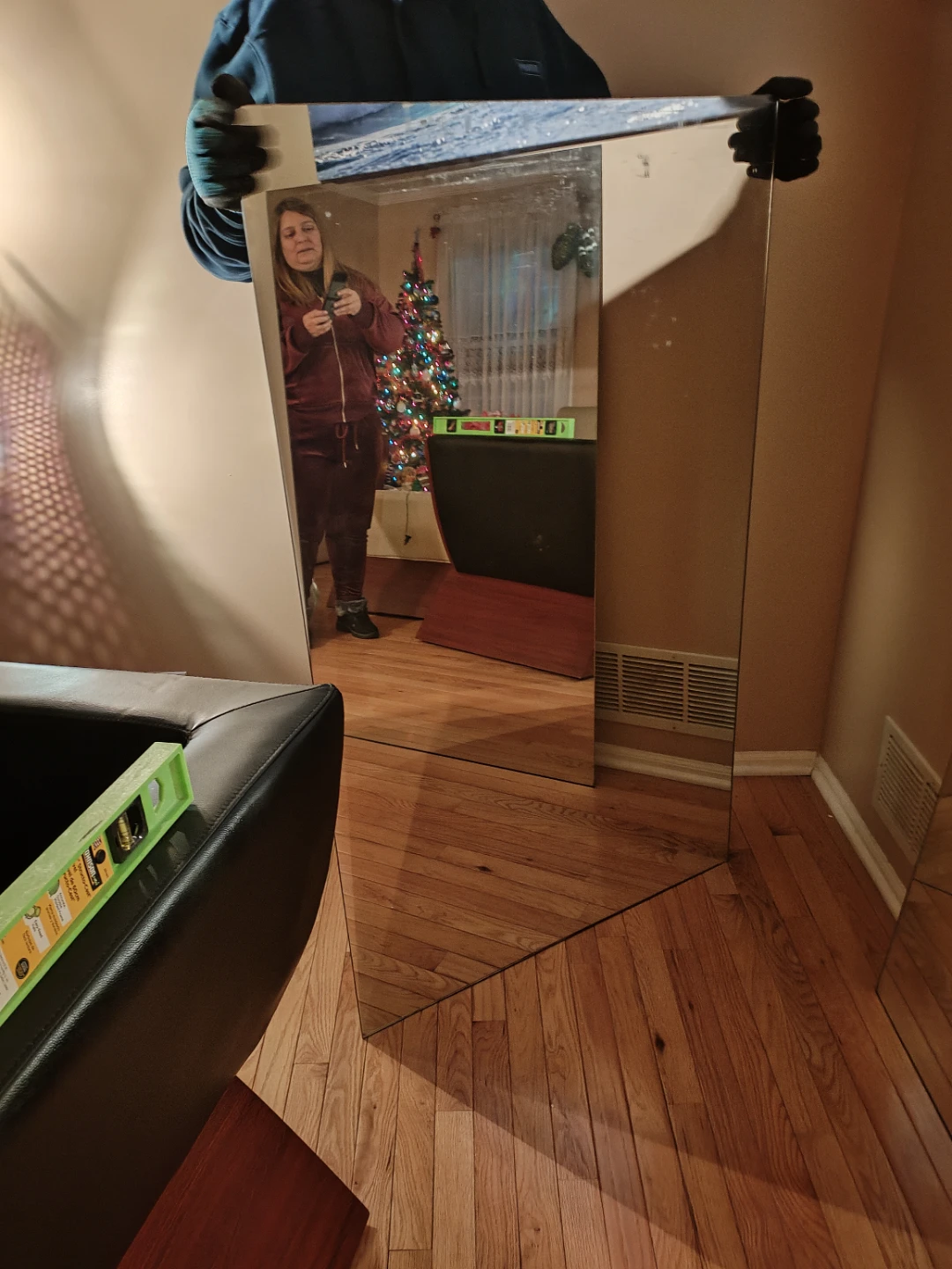 2 Mirrors 32" X 52.5" $10 each or $15 for both - photo 2