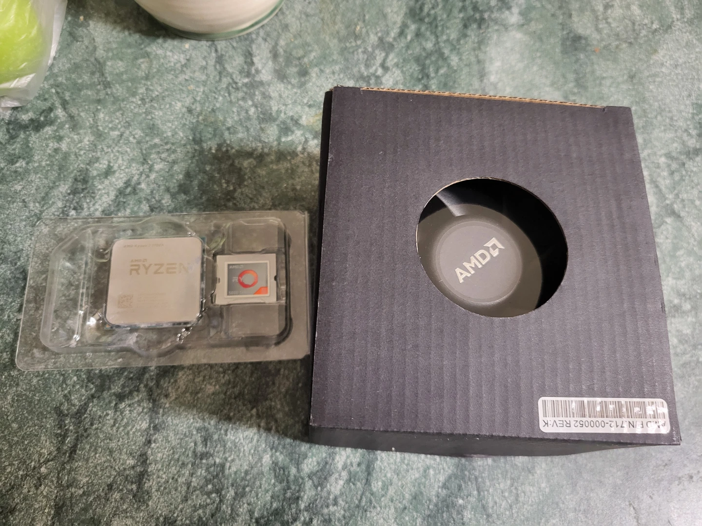 AMD Ryzen 7 1700X CPU with cooler - photo 2