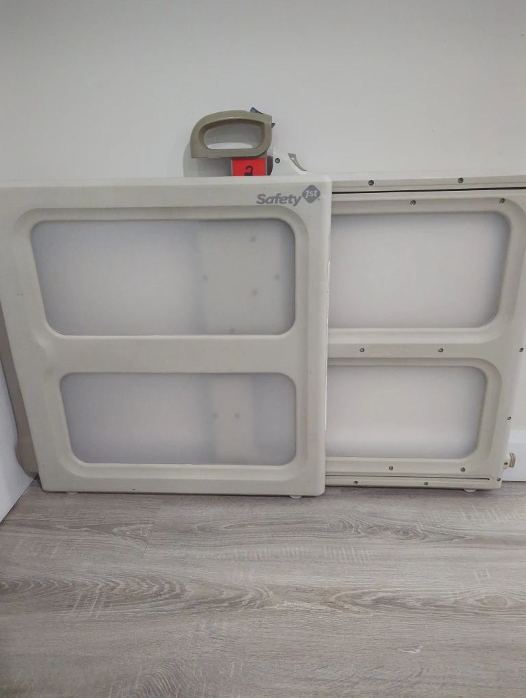 Safety 1st Baby Gate - photo 2