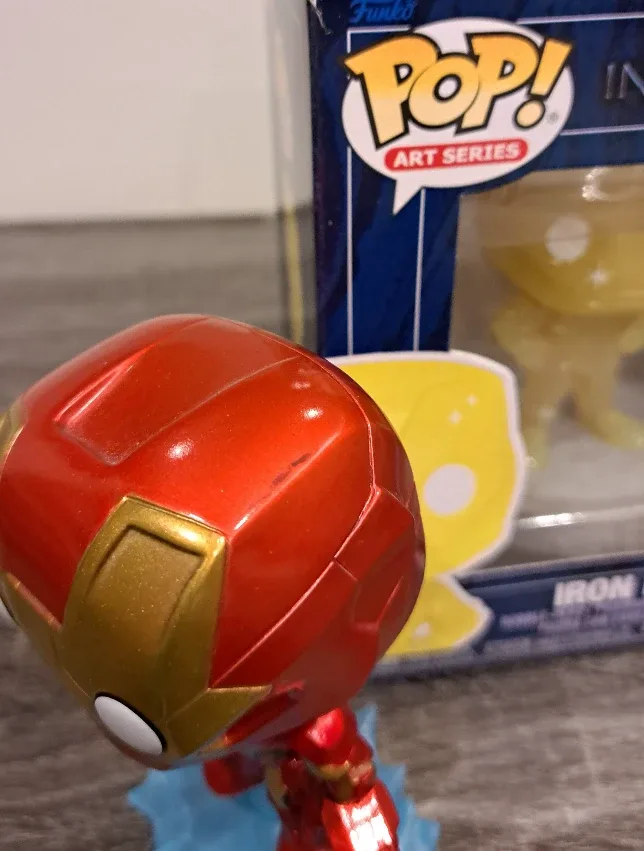 🧤 Iron Man 🧤 Marvel Collections Funko Pop #CleanOut image indicator(7)