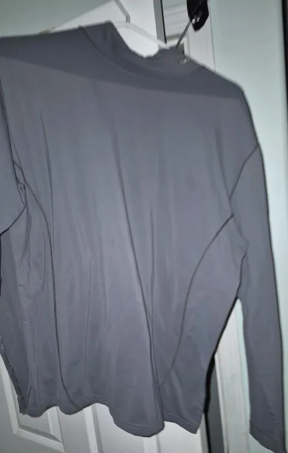 Mens clothing & more image indicator(2)