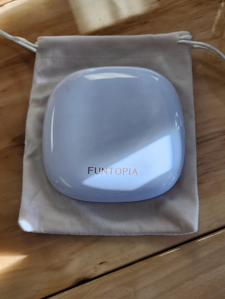 FunTopia LED Travel Makeup Mirror with 10x Magnification
