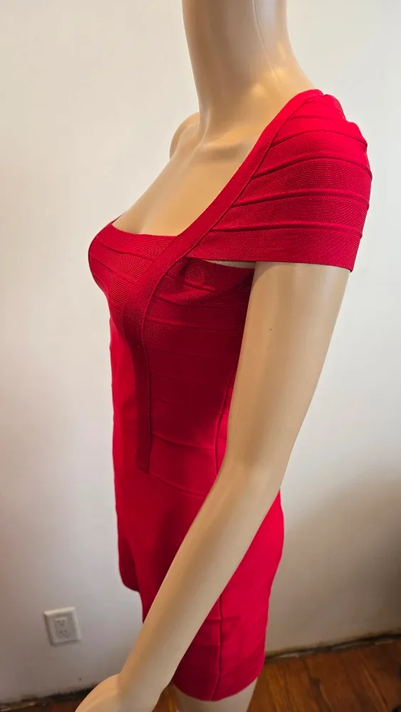 Herve Leger Red Bandage Dress M #Cleanout image indicator(2)