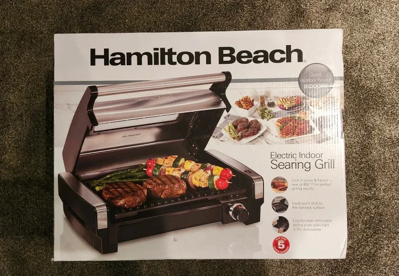 Hamilton Beach Electric Indoor Searing Grill - New in Box