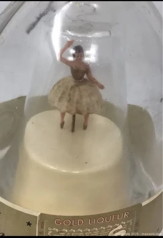 Free Bols Ballerina Liqueur Bottle Music Box #freecycle