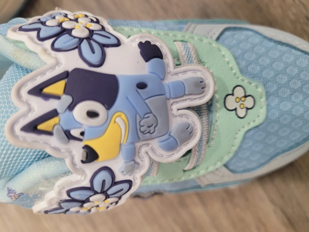 Toddler Size 8  Bluey lighted shoes - photo 2