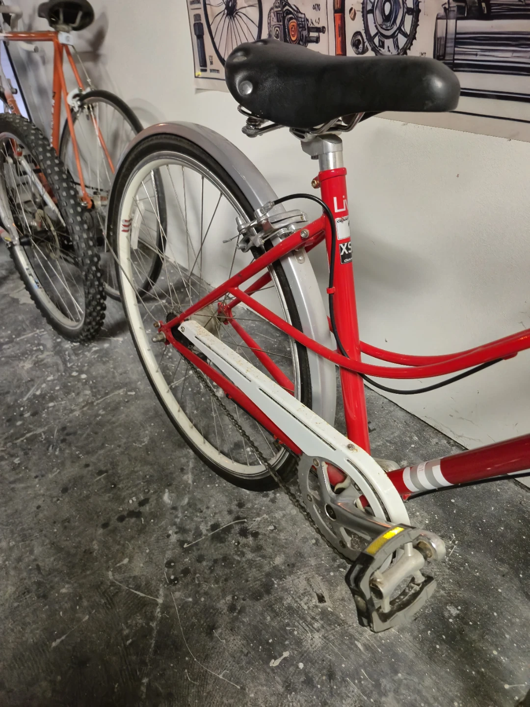 Liv XS Red Ladies Bike - photo 3