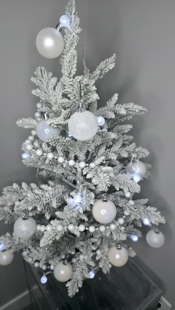 Decorated Mini Christmas Tree - photo 3