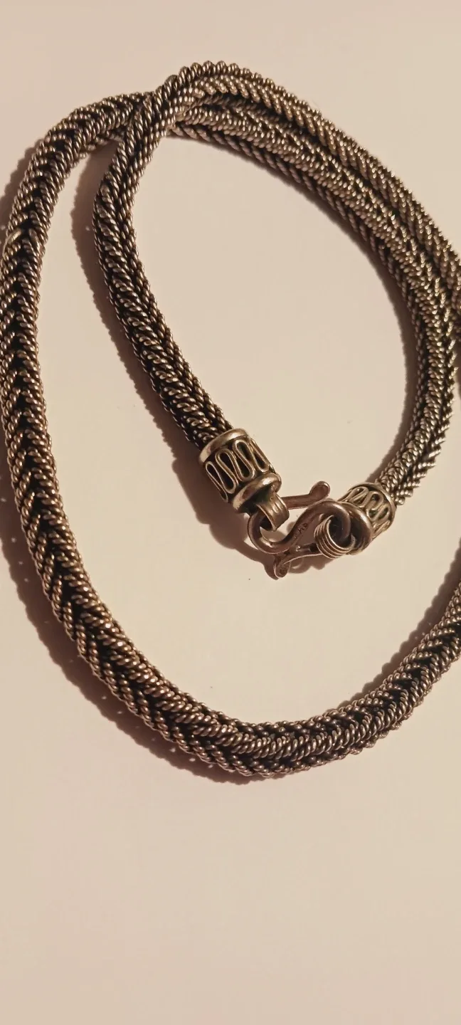 Sterling Silver 925 Very Thick Snake Chain w/Unique Clasp. 19". image indicator(2)