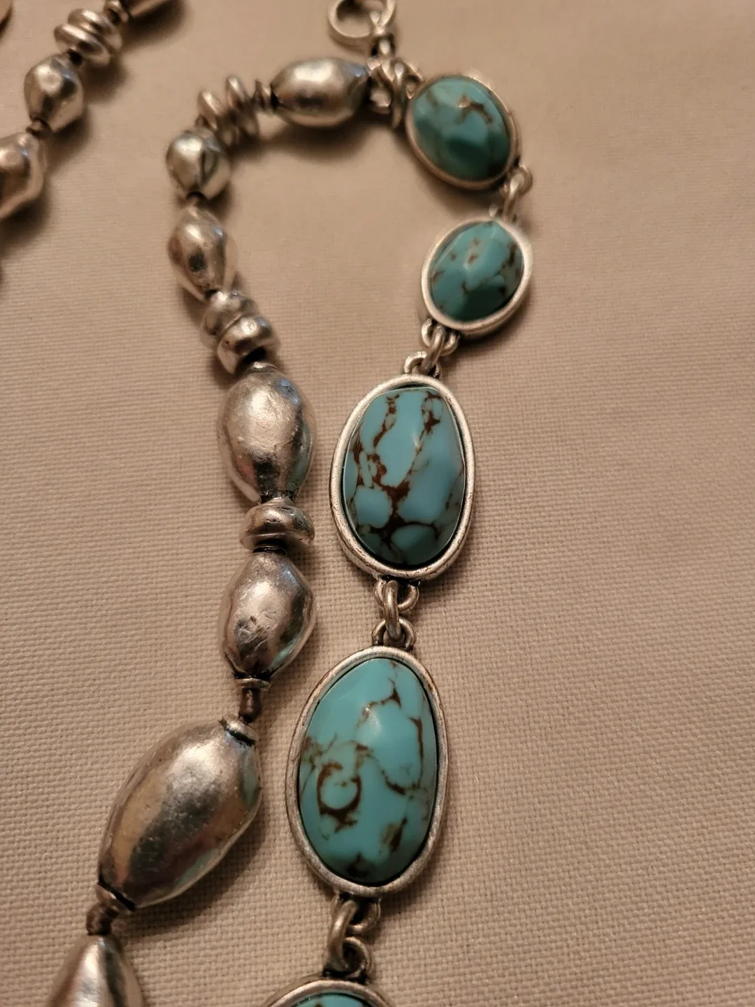 Turquoise & Silver Tone Necklace image indicator(3)