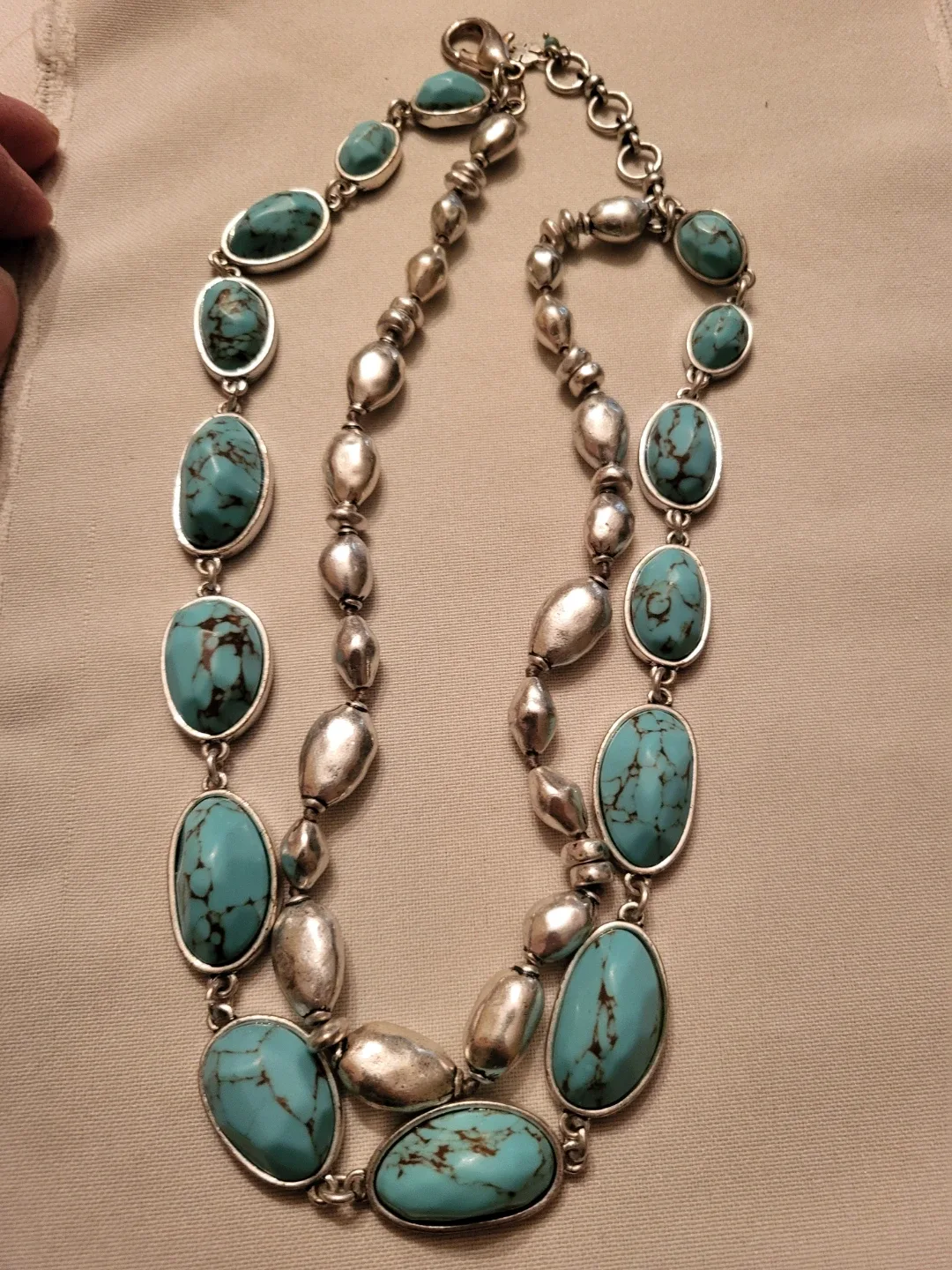 Turquoise & Silver Tone Necklace image indicator(5)