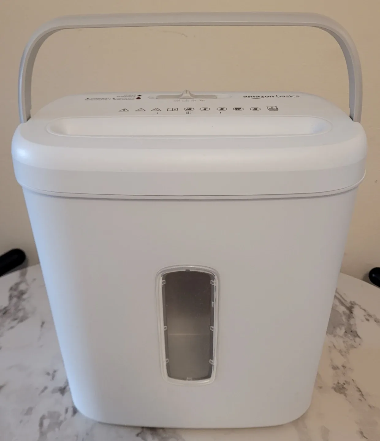 Amazon Basics 8-Sheet Cross-Cut Shredder