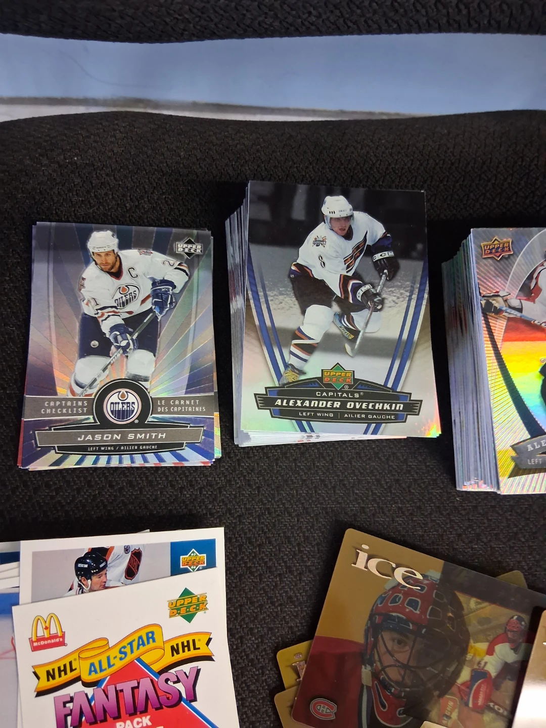 Mixed Lot of Hockey Trading Cards - photo 2