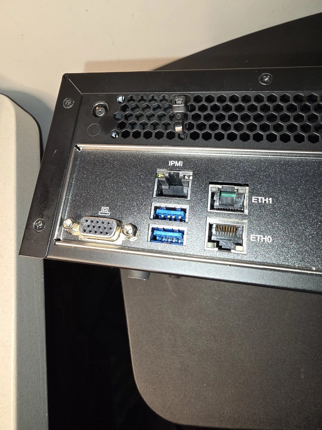 Datto Network Device - photo 3