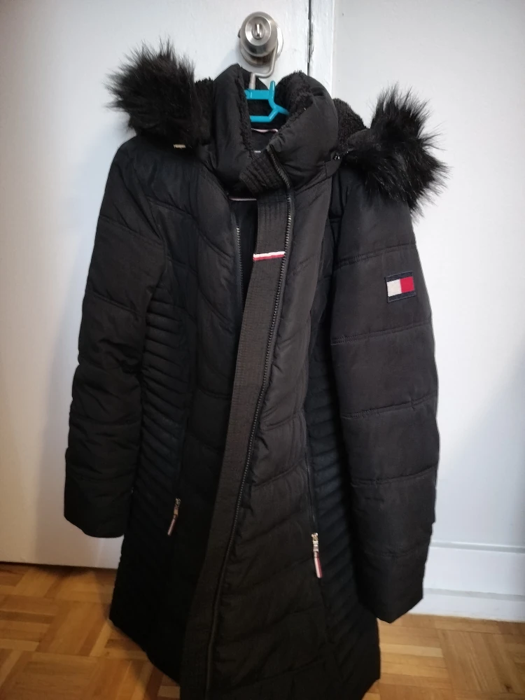 Tommy Hilfiger Black Winter Coat - Size M - photo 2