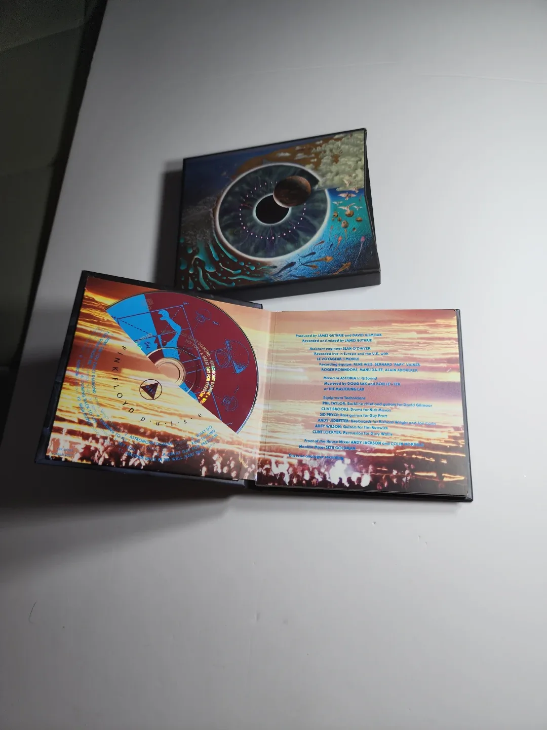 Pink Floyd & Rush CD Bundle image indicator(6)