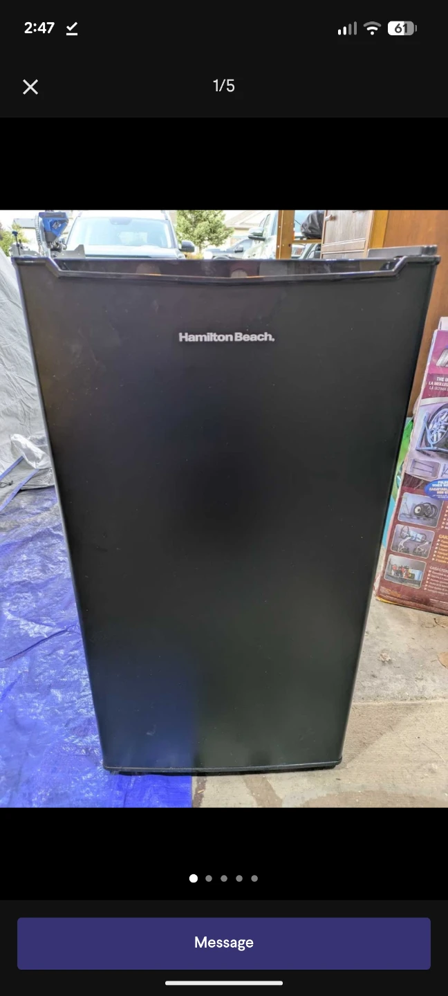 Hamilton Beach Compact Fridge - photo 3